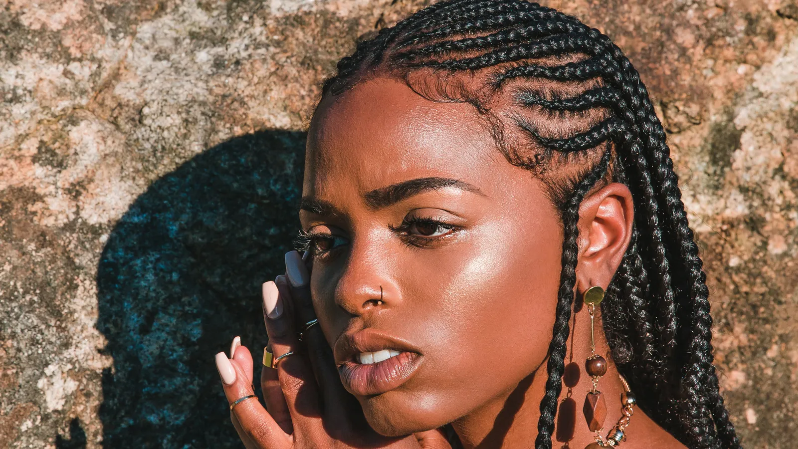 How to Keep Your Edges Intact in Protective Hairstyles - Livara Natural  Organics
